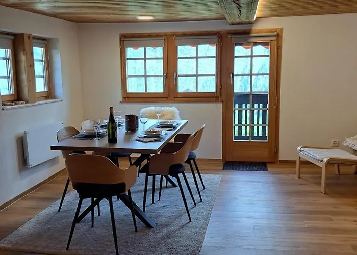 Bernadette Apartment *