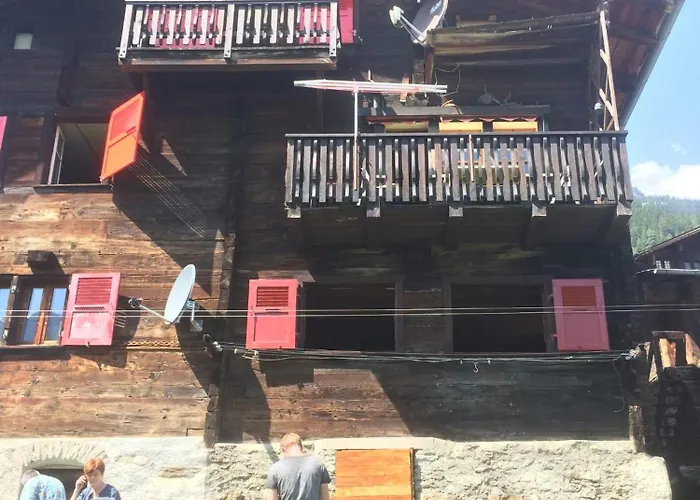 Bernadette Apartment Morel